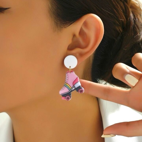Pink Roller Skate Earrings – 80s Y2K Kawaii Acrylic Dangles - Picture 8 of 10